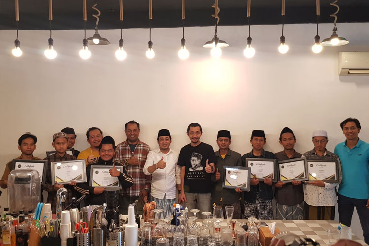 Pelatihan-menjadi-Barista-untuk-santri-2.jpg