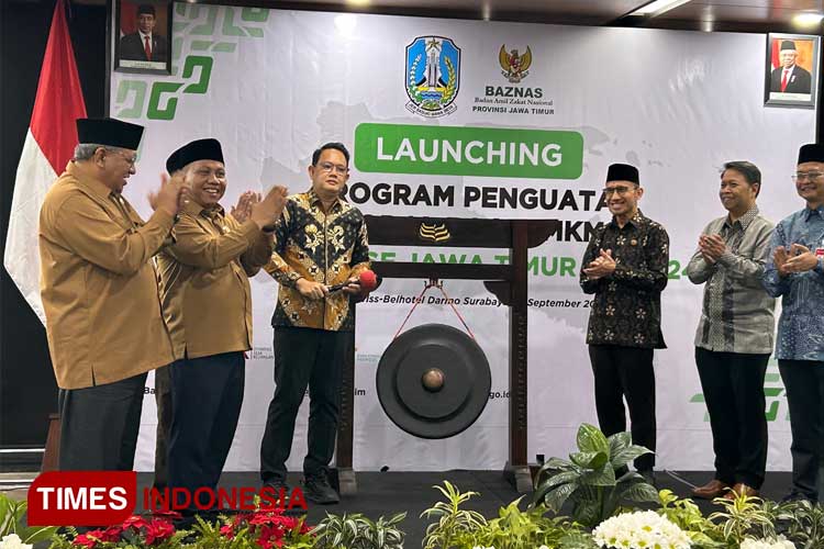 Launching Program Penguatan Modal UMKM Baznas se-Jatim, Pj Gubernur Adhy: Upaya Kurangi Kemiskinan