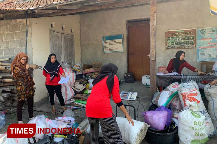 Ubah Sampah Jadi Emas, Tabungan Emas Pegadaian Solusi Kebersihan Lingkungan Berkelanjutan