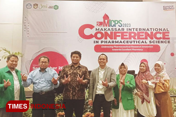 Dosen Prodi Farmasi FK Unisma Malang, Apt. Anita Puspa Widiyana, M. Farm. meraih best presenter di Fakultas Farmasi Universitas Muslim Indonesia, Makassar. (FOTO: AJP TIMES Indonesia)