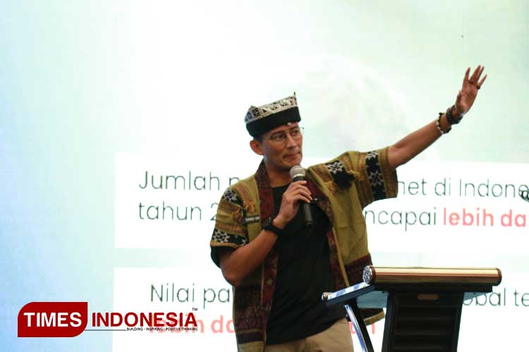 Sandiaga Uno Beri Tips Digital Marketing Milenial di Banyuwangi