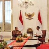 SBY ke Istana Merdeka, Berbincang dengan Jokowi