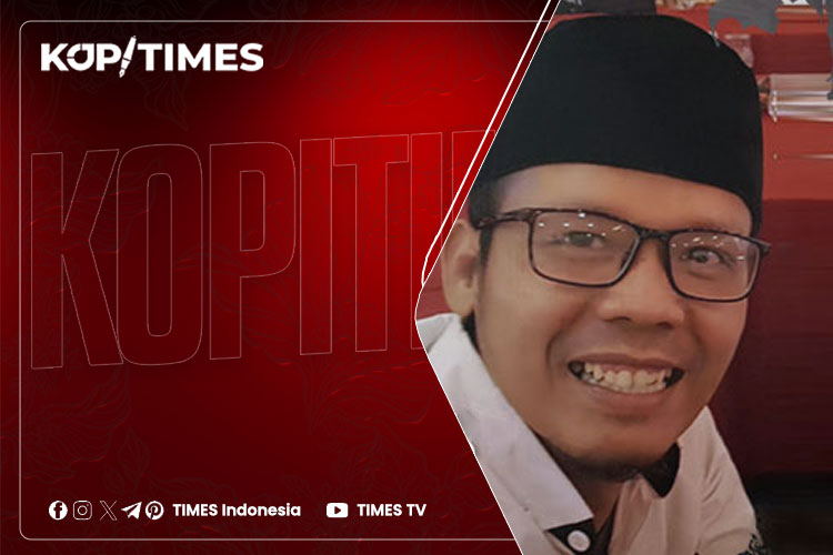 Imam Fauzi Surahmat, S.AB, M.AB, Pengamat politik
