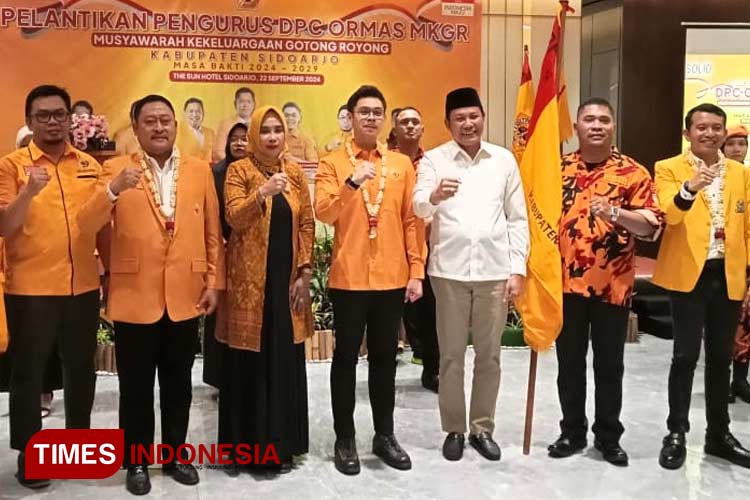 Resmi Dilantik, DPC MKGR Sidoarjo Siap Memenangkan Subandi-Mimik