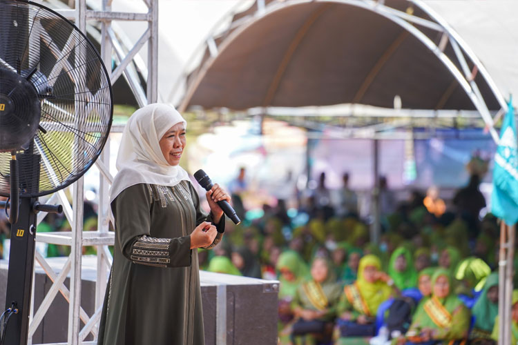 Kick Off Hari Santri Nasional di Pamekasan, Khofifah Tegaskan Peran Penting NU bagi NKRI