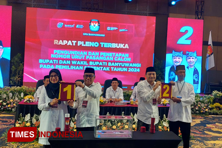 Sah! Pengundian Nomor Urut Pilkada Banyuwangi Ipuk-Muji 01 dan Ali-Ali 02