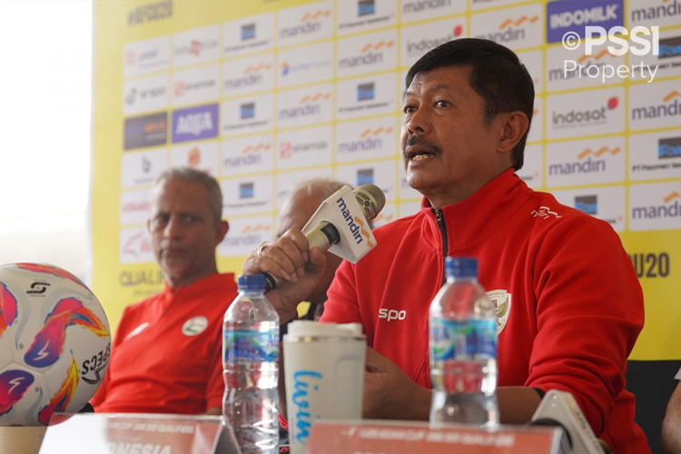Pelatih Timnas Indonesia U-20, Indra Sjafri saat sesi jumpa pers jelang pertandingan kualifikasi Piala Asia. (Foto: Dok PSSI)