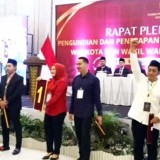 Ekspresi Dapat Nomor Urut, Tiga Paslon di Pilkada 2024 Kota Madiun Beradu Pantun