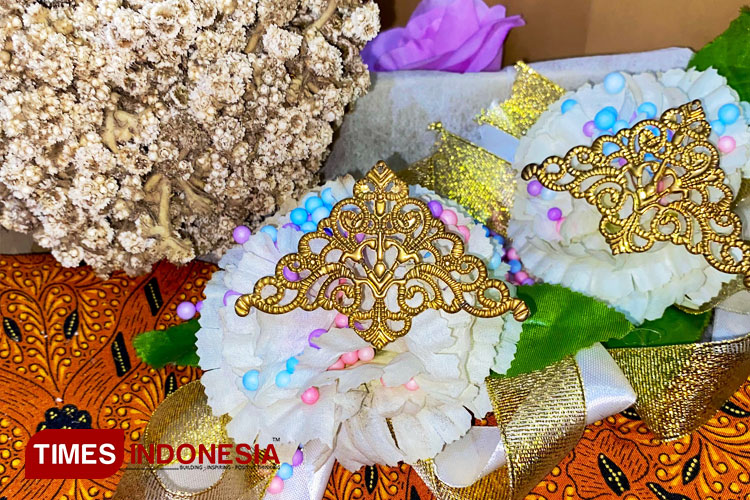 Batik Sidomukti: An Elegant Choice a Typicl Javanese Dowry