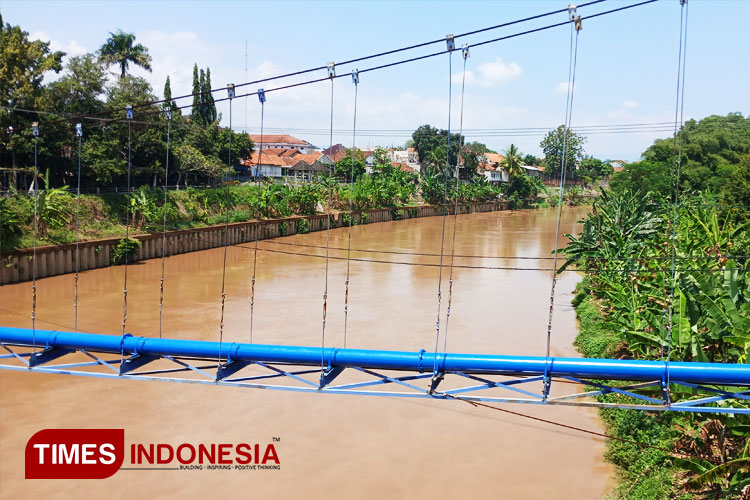 Penampakan debit air sungai Citanduy yang terbantu dari Cimuntur saat proses impouding. (FOTO: Susi/TIMES Indonesia)