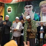 Abah Anton Didukung Emak-Emak Lewat Majelis Cinta Umat