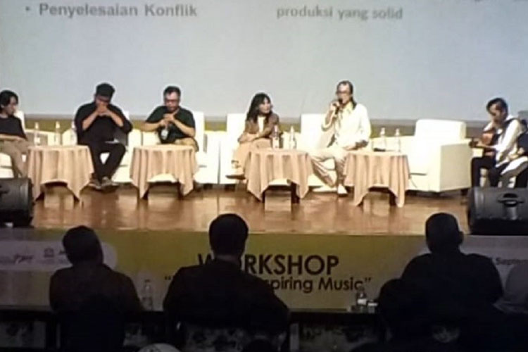 Workshop Bandung Inspiring Music: Harmoni, Konsistensi, dan Komunikasi dalam Berkarya