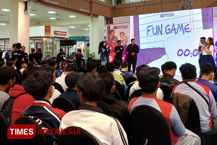 Ratusan Gamer Unjuk Kebolehan di AXIS Esports Labs di Malang Town Square 