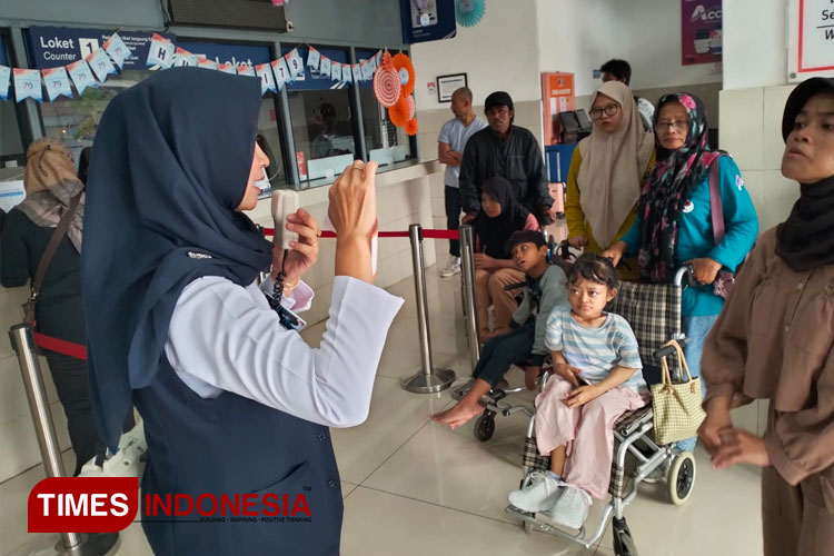 Sejumlah Difabel Tasikmalaya Ramaikan HUT PT KAI ke-79 di Stasiun Tasikmalaya