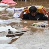 Setidaknya 101 Orang Meninggal dan 64 Hilang Disapu Banjir di Kathmandu Nepal