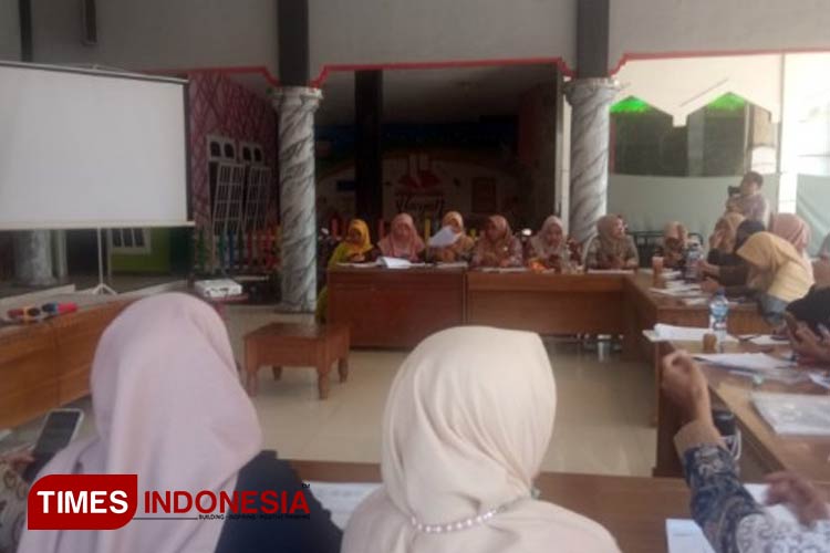Desa Planjan dan Yayasan Persepsi Gelar Pelatihan Digital Marketing Pelaku UMKM
