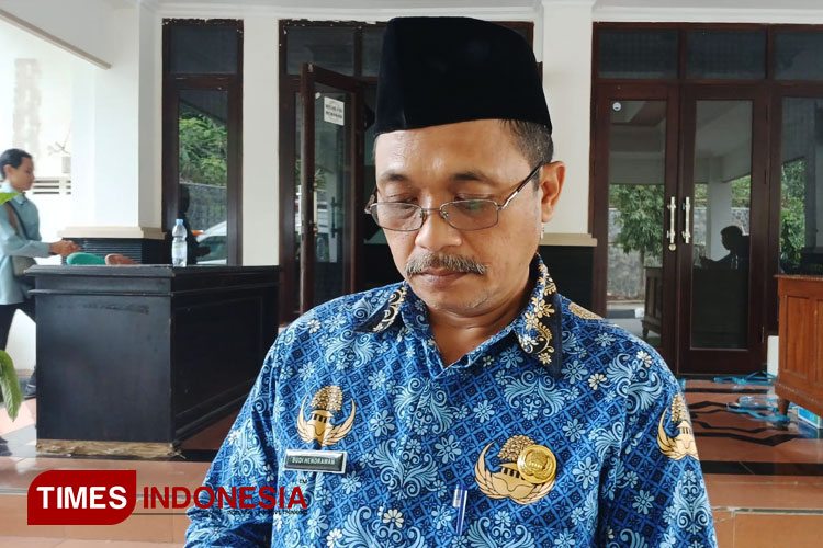 Kepala DPPKB Kota Banjar, Budi Hendrawan saat memberikan keterangan pers terkait stunting. (FOTO: Susi/TIMES Indonesia)