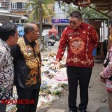 Respon Keluhan, Plt Bupati Malang Minta Masalah Sampah Pasar Dampit Diselesaikan