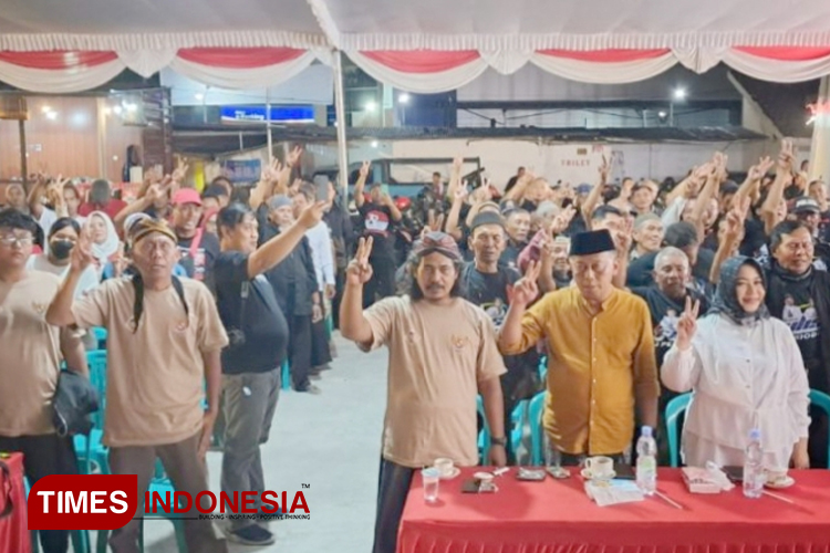 Pilkada 2024 Ponorogo, Paguyuban Becak Ponorogo Deklarasi Dukung Paslon RILIS