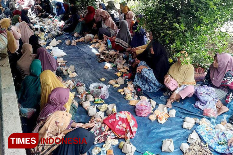 Tradisi-Guar-Bumi-2.jpg