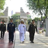 Sambut HUT TNI ke-79, Kasdam V Brawijaya Ziarah ke Makam Pahlawan 