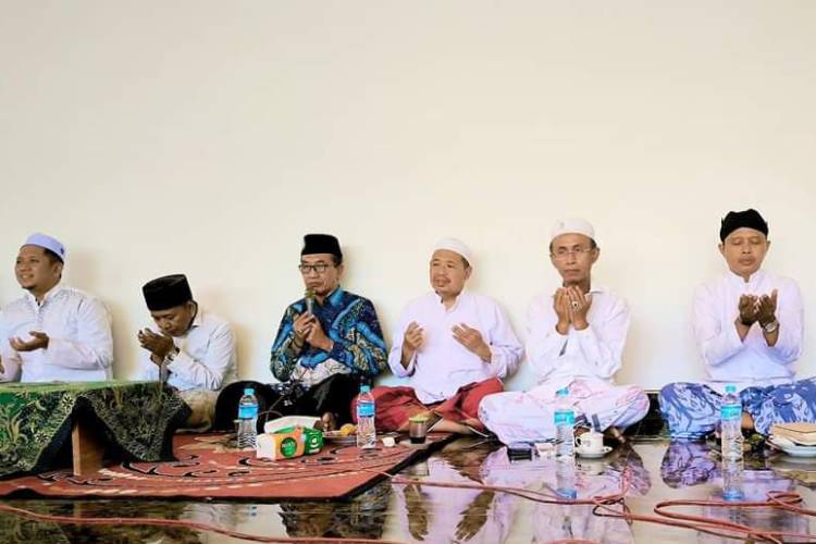 Politik Tanpa Permusuhan, Achmad Syafii Dukungan Pasangan Kharisma