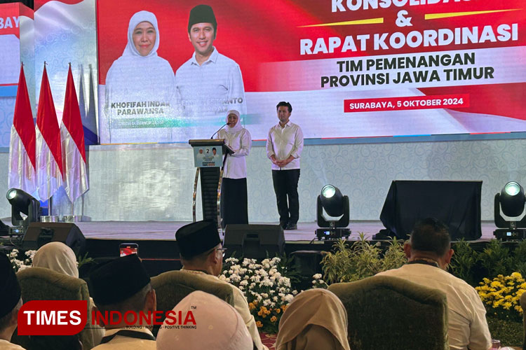 Khofifah-Emil Rapat Konsolidasi, Kumpulkan Ribuan Relawan dan Tim Pemenangan