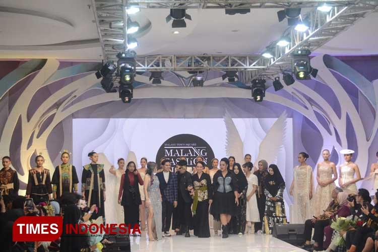 Pesona Fash Variant Karya 10 Desainer di Malang Fashion Runway 2024