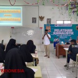 Pelatihan Jurnalistik SMPIT Ar Ruhul Jadid Jombang: Menulis Kritis, Membangun Budaya Literasi