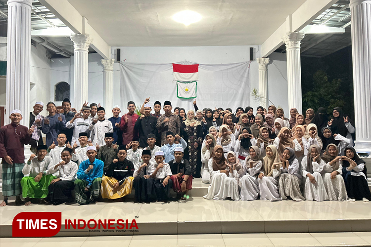 Kisah 21 Mahasiswa Malaysia Nyantri di Shofa Marwa Jember 