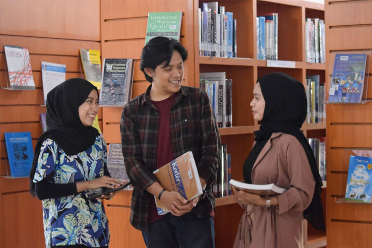 Suasana-Perpustakaan-Unusa-Kampus.jpg