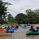 Packrafting on the Ciwulan River: A Growing Adventure Sport