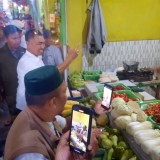 Pedagang Pasar di Kota Malang, Siap Pilih Abah Anton-Dimyati