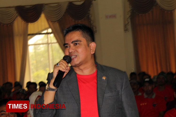 Nasyirul Falah Amru, anggota DPR-RI Fraksi PDI Perjuangan dari Dapil Jatim X (Lamongan-Gresik. (Foto: Moch. Nuril Huda/TIMES Indonesia)