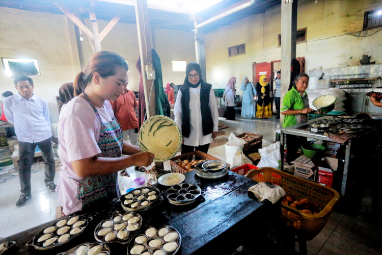 Pedagang Banyuwangi Minta Ipuk Tuntaskan Program UMKM Naik Kelas