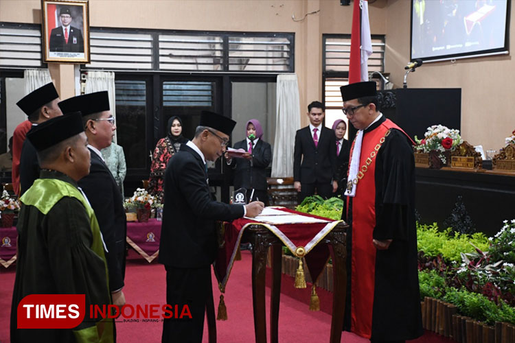 Pelantikan pimpinan DPRD Purbalingga periode 2024 - 2029. (FOTO: Prokompim for TIMES Indonesia)