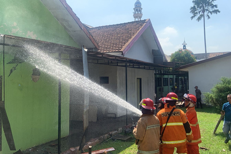 Bangunan Milik Dinsos Kota Malang Terbakar, Kerugian Capai Ratusan Juta