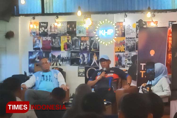 Basri Rase dab Chusnul Dhihin dalam acara Titip Temu (Foto: Kusnadi/TIMES Indonesia)