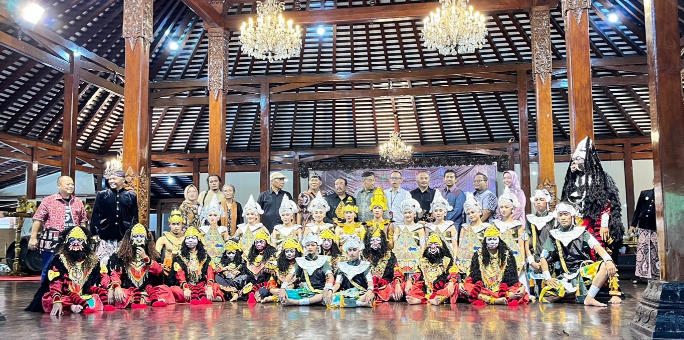 Drama-Tari-Sutasomaf42a1e7edc03d289.jpg