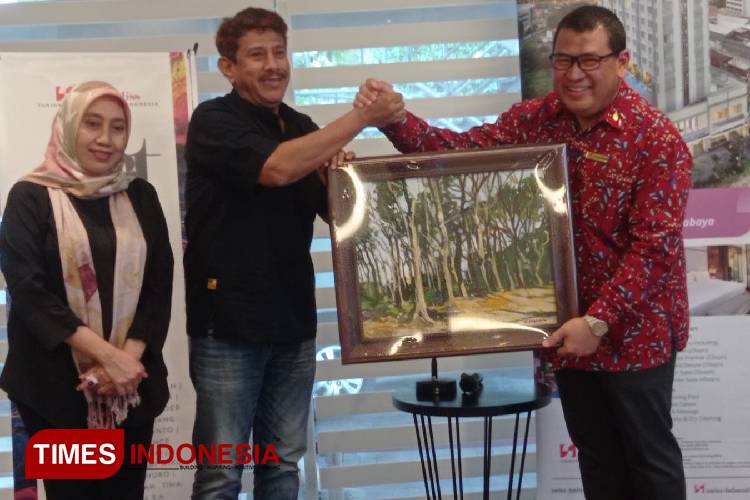 Swiss Belinn Tunjungan Pamerkan 60 Lukisan Karya Seniman Surabaya 