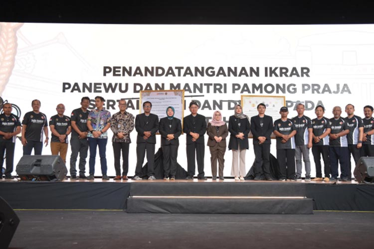Anggota Bawaslu RI Lolly Suhenty menghadiri acara Jogja Nyawiji Awasi Pemilihan 2024 yang digelar di Yogyakarta, Jumat (11/10/2024) (FOTO: Bawaslu RI for TIMES Indonesia)