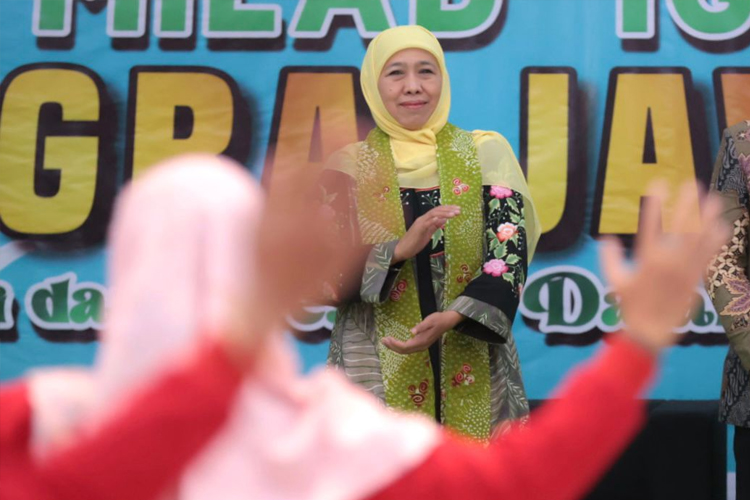 Khofifah Ajak Guru RA Tetap Ajarkan Generasi Alfa Menulis di Tengah Gempuran Teknologi Digital dan AI