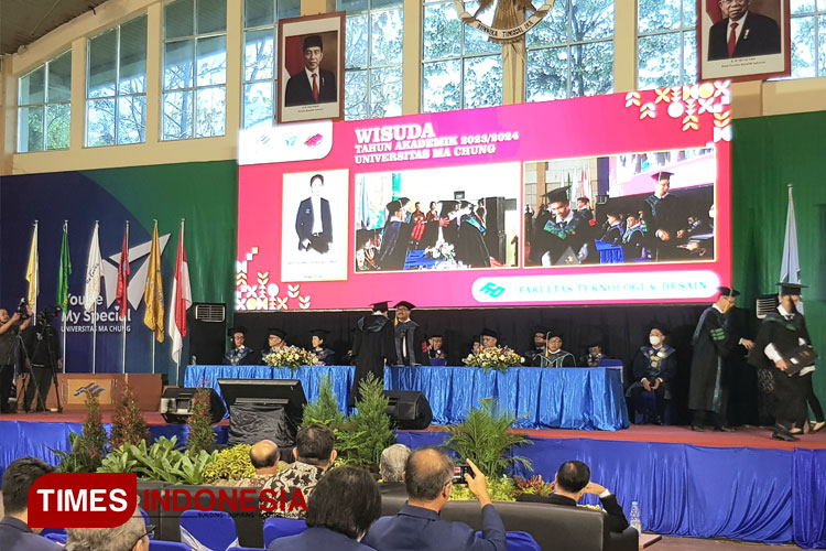 Wisuda ke XIV, Ma Chung Tegaskan 12 Nilai yang Jadi Landasan Pendidikan