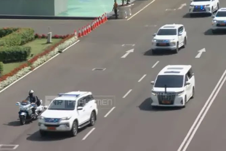 Iring-iringan Presiden terpilih Prabowo Subianto. (FOTO: TV Parlemen)