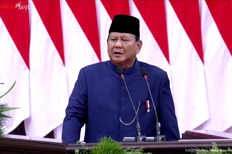 Presiden Prabowo Subianto akan melantik menteri Kabinet Merah Putih, Senin (21/10/2024). 