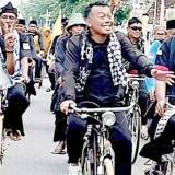 Ribuan Pecinta Sepeda Tua di Ponorogo Dukung Paslon RILIS pada Pilkada 2024