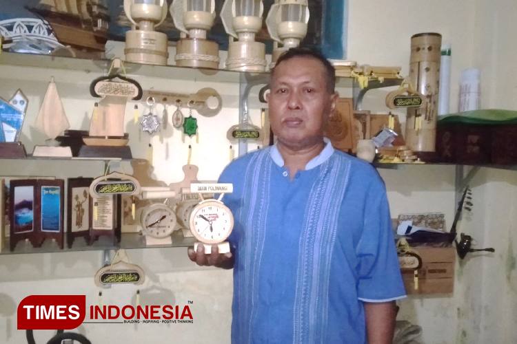 Jam Bambu dari Banyuwangi, Perpaduan Bahan Alami dengan Teknologi Menawan