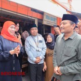 Khofifah dan Gus Makki Kampanye di Pasar Ikan Muncar