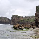 Terumbu Glamping di Pantai Ngedan, Wisata Glamor di Alam Terbuka Gunungkidul