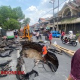 Usia Drainase Jadi Penyebab Aspal di Muharto Kota Malang Ambles